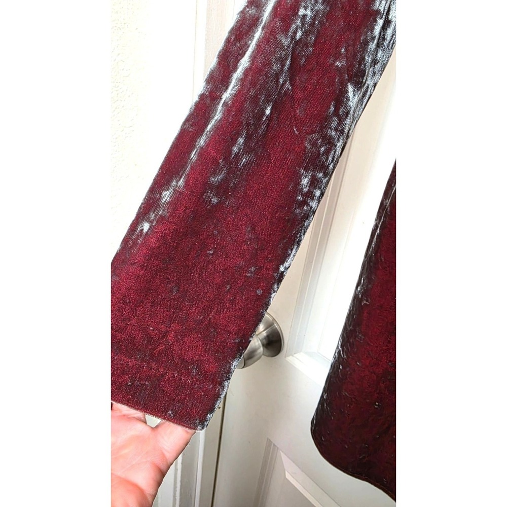 Vintage J.B.S. Ltd. Red Crushed Velvet Long-Sleeve Tunic Floral Buttons Size 10 - Picture 7 of 8